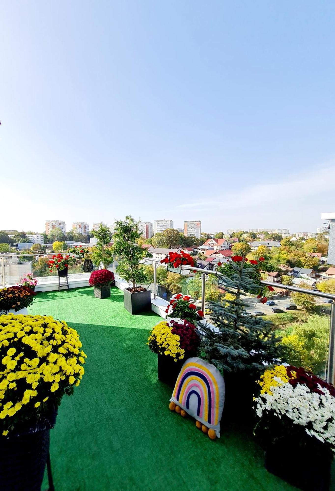 Appartement Penthouse Aeroport Iasi Extérieur photo
